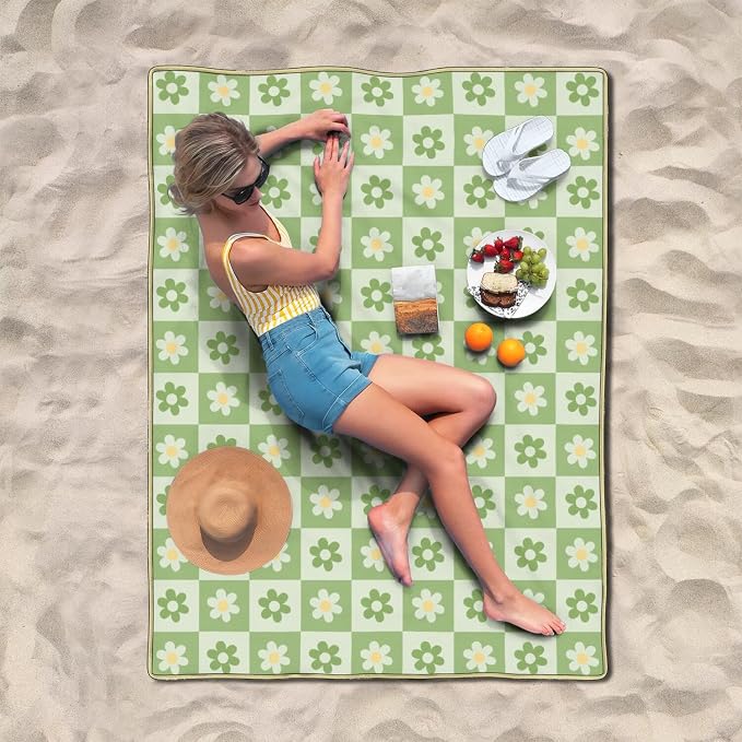 Checkered Blankets Waterproof Foldable,60''x80'' Portable Dual Layers Outdoor Travel Camping Backpacking Hiking Beach Blanket Mat for Grass Padded Lawn Park Beach,Checkered Picnic Accessories