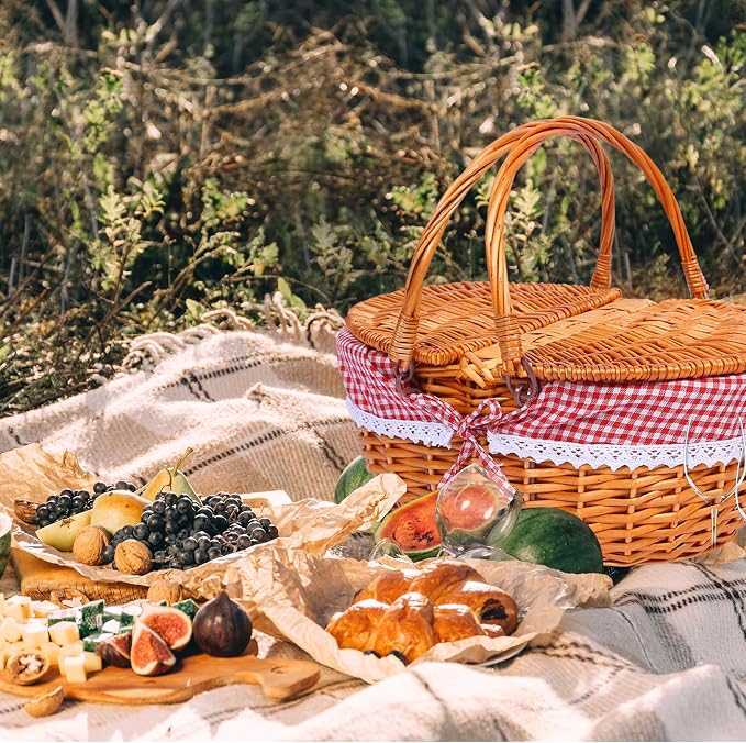 Wicker Picnic Basket with Handle, 15" Large Picnic Basket with Lid & Removable Liner, Vintage Hand Woven Basket with Cutlery Set for Picnics, Camping, Thanksgiving, and Birthday