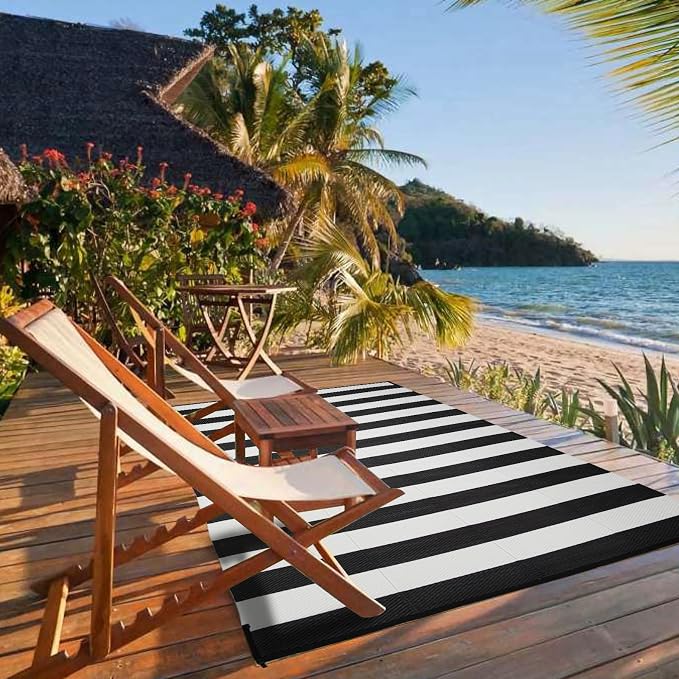 Outdoor Rug 6 x 9 ft, Reversible Plastic Straw Rug for Patio, Waterproof Large Outdoor Carpet for RV, Patio, Camping, Backyard, Deck, Picnic, Beach, Black & White
