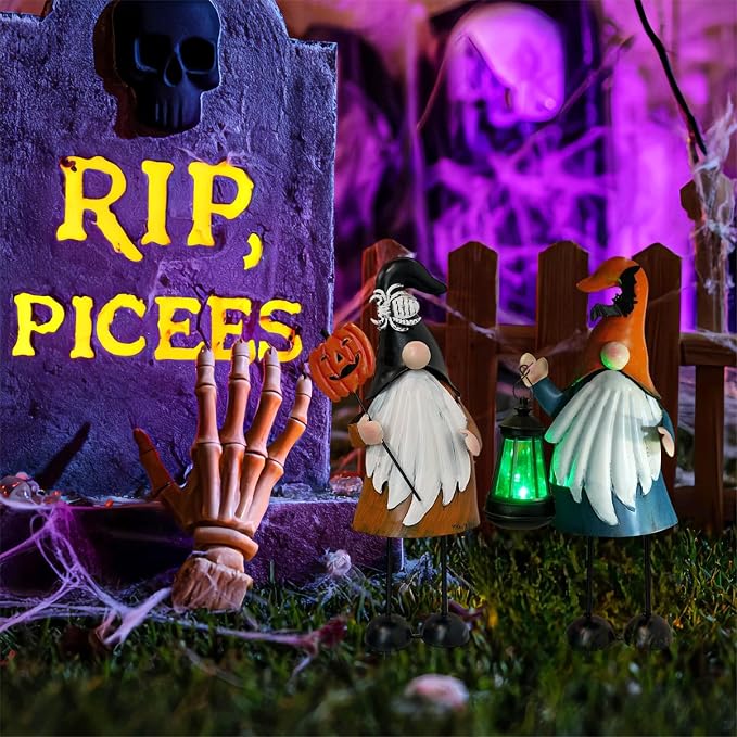 Halloween Decorations Outdoor Solar Gnomes with LED Lantern, Gnomes Metal Yard Art Halloween Outdoor Decor Patio Holiday Gardening Gifts for Mom Women