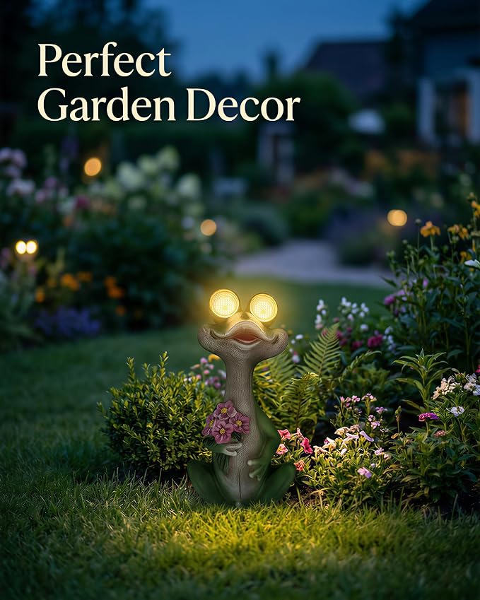 iStatue Solar Frog Garden Statue with Blinking Light-Up Eyes, Resin Outdoor Garden Decor Frog Holding Flowers, Waterproof Animal Figurine for Patio Lawn Yard Porch Balcony (Green)