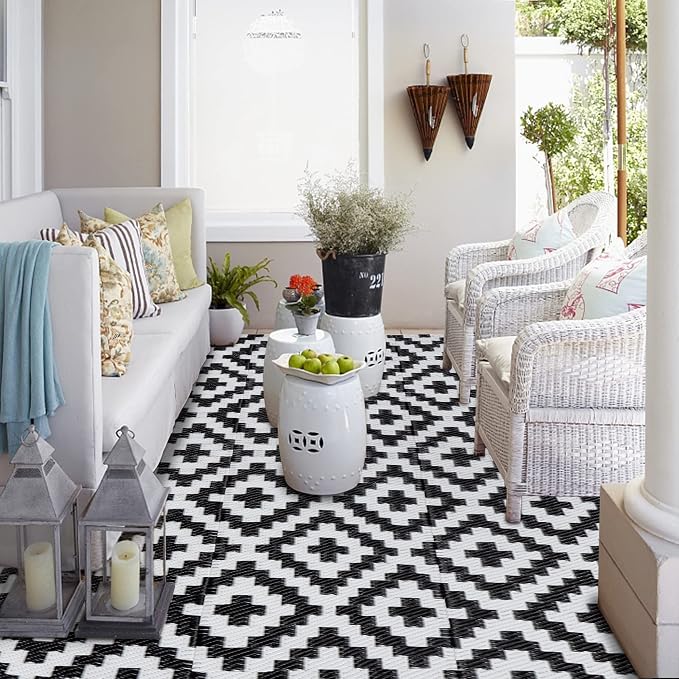 SAND MINE Waterproof Outdoor Rug 4x6 ft, Plastic Reversible Rug, Modern Area Rug, Large Floor Mat for Outdoors, RV, Patio, Backyard, Deck, Picnic, Beach, Camping (4' x 6', Black & White Lattice)
