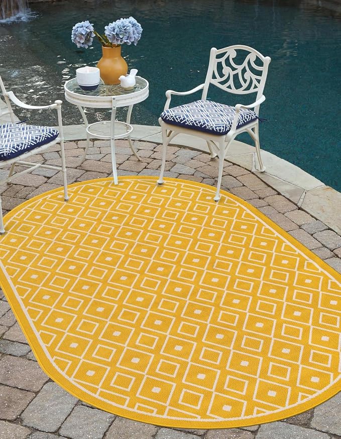 Unique Loom Outdoor Trellis Collection Area Rug - Kafes (7' 10" x 10' Oval, Yellow/ Ivory)