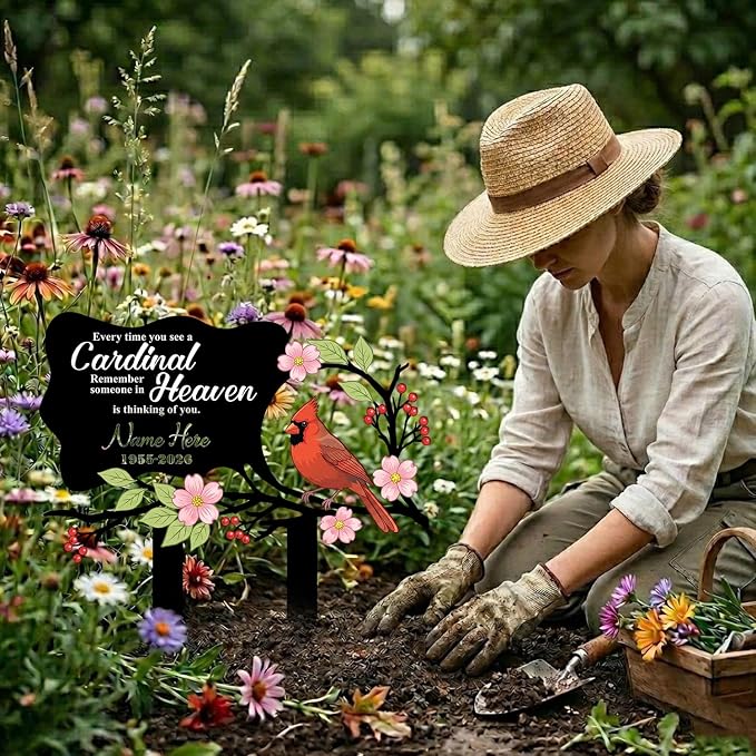 Personalized Cardinal Garden Sign with Stakes, Custom Name Sign, Flower Yard Decor Outdoor, Memorial Gift for Mom, Garden Plaque Sympathy Gifts, loss loved Ones Cardinal Sign