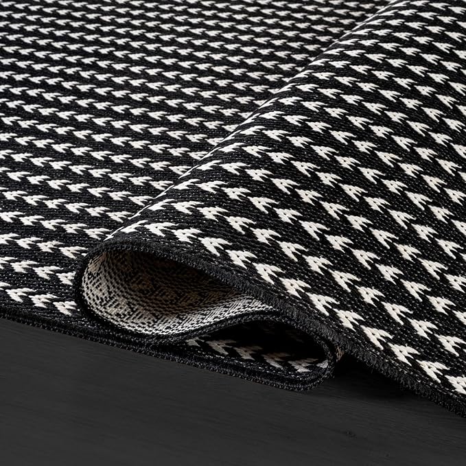 Washable Outdoor Rug 5x7 Modern Area Rugs Outdoor Carpets Striped Pattern Non Shedding Waterproof Easy Clean Patio Deck Porch Living Room Bedroom Garden RV (5 X 7 Black)