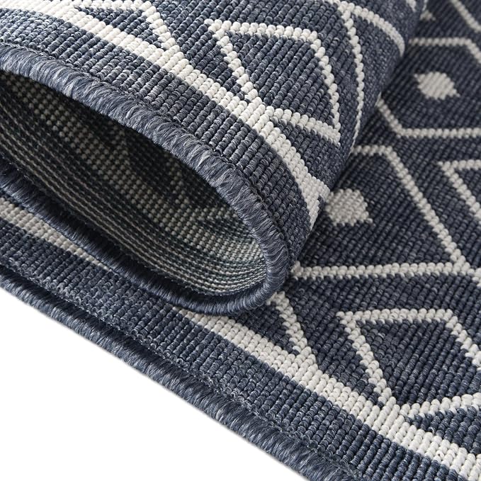 Unique Loom Outdoor Trellis Collection Area Rug - Kafes (5' 3" x 8' Oval, Navy Blue/ Ivory)