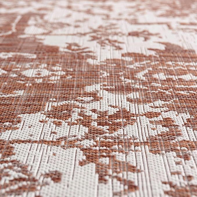 Unique Loom Outdoor Collection Area Rug - Dubai (6' 1" x 9' Rectangle, Rust Red/ Ivory)