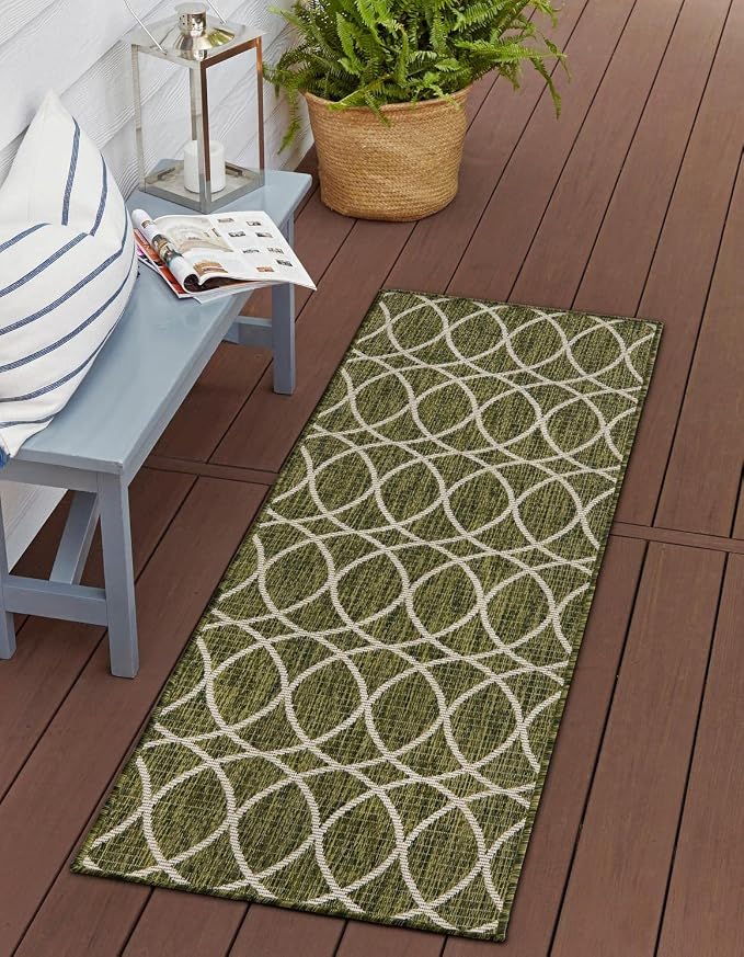 Unique Loom Outdoor Trellis Collection Area Rug - Gitter (2' x 6' 1" Runner, Green/ Ivory)