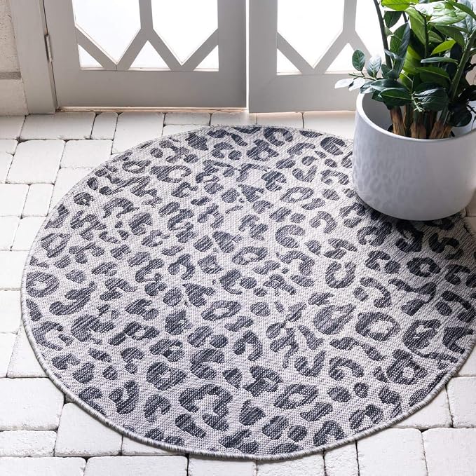 Unique Loom Outdoor Safari Collection Area Rug - Leopard (4' Round Light Gray/Gray)