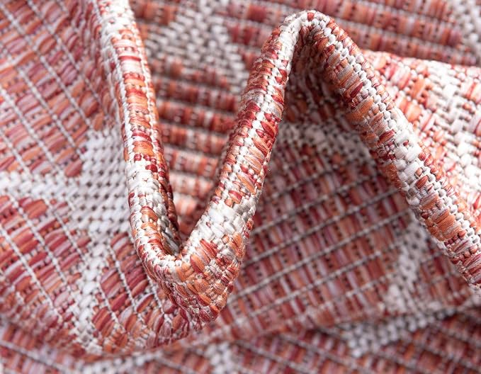 Unique Loom Outdoor Trellis Collection Area Rug - Tribal Trellis (6' 1" x 9' Rectangle, Rust Red/ Ivory)