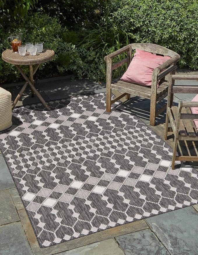 Unique Loom Outdoor Trellis Collection Area Rug - Traliccio (3' x 5' 3" Rectangle, Charcoal/ Ivory)