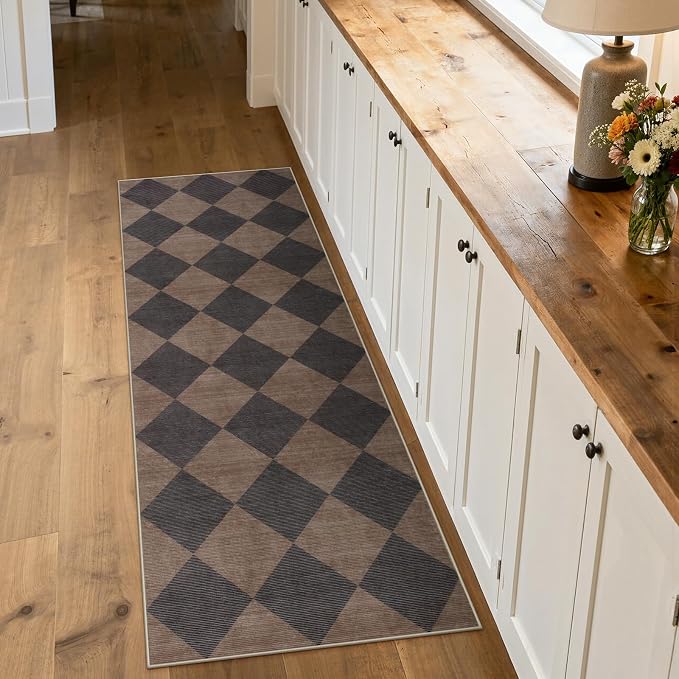 Beeiva Checkered Print Hallway Runner Rug 2x6, Moroccan Kitchen Runner Rugs Non Skid Washable 6ft Ultra Thin Stain Resistant Entryway Decor, Diamond Gingham Alfombra for Bathroom Laundry (Brown/Black)