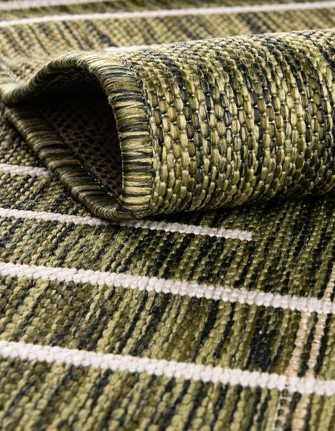 Unique Loom Outdoor Modern Collection Area Rug - Tambor (10' 8" Round Green/Ivory)