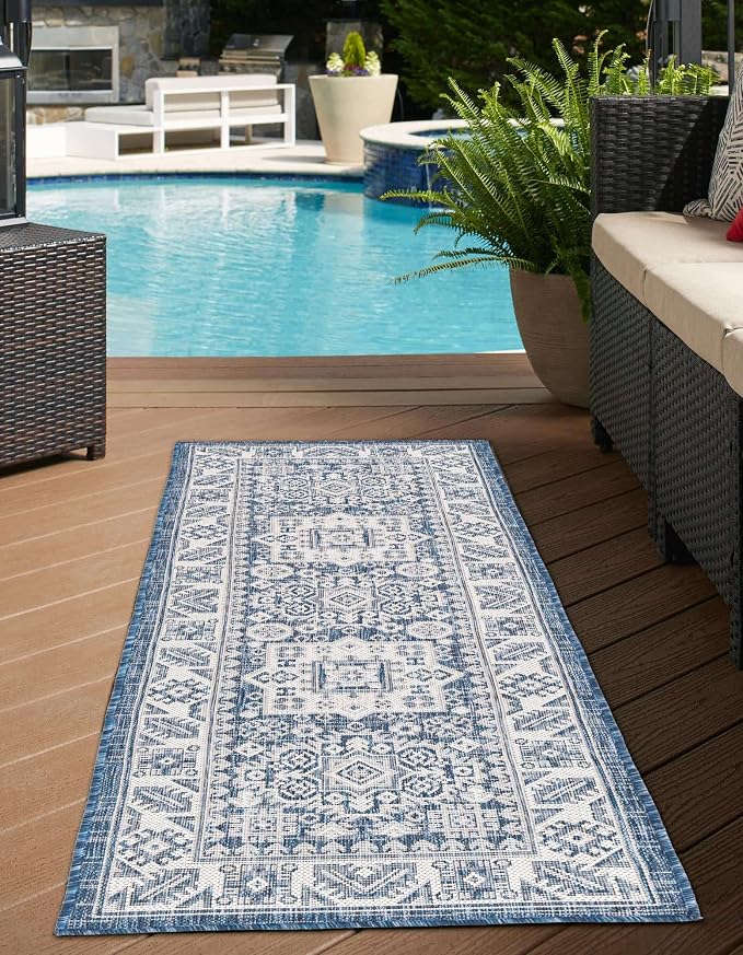 Unique Loom Outdoor Aztec Collection Area Rug - Chalca (2' 7" x 12' Runner, Blue/ Ivory)