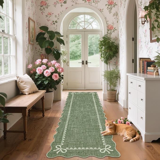 GarveeHome Scalloped Hallway Runner Rug 2.5x8 Non Slip Bedroom Rugs, Green | Washable Bow Rug for Girls Dorm Nursery Living Room Entyrway Kitchen, Soft Low Pile Ultra-Thin Stain Resistant Indoor Carpet