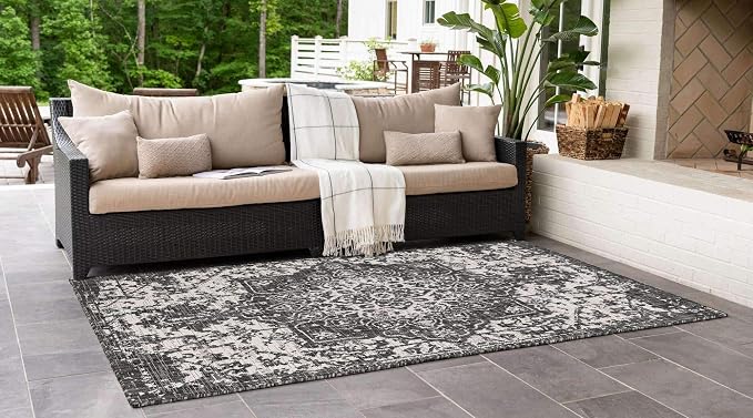 Unique Loom Outdoor Collection Area Rug - Dubai (6' 1' x 9' Rectangle, Charcoal Gray/ Ivory)