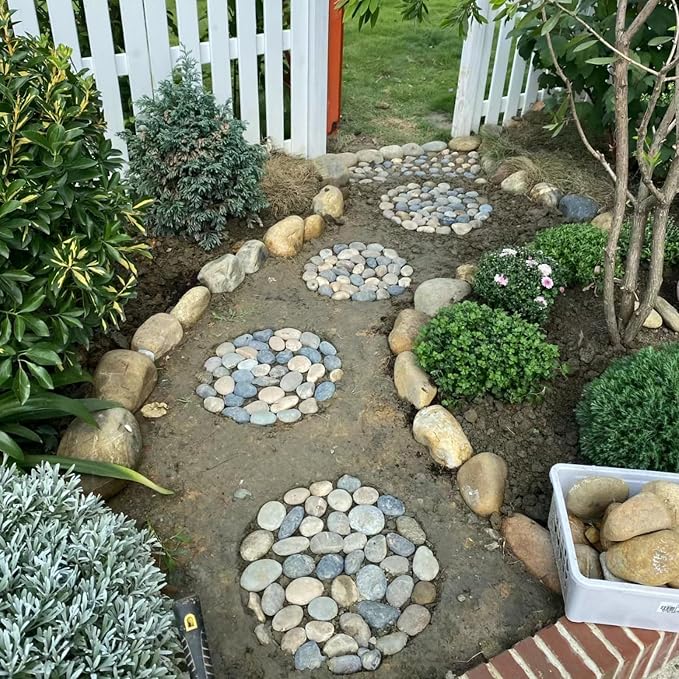 FANTIAN 40 lbs Garden Rocks Pebbles, 2-3 Inch Decorative Large River Rocks for Landscaping, Painting, Aquarium, Plants, Crafting, Walkways and Outdoor Decorative Stones