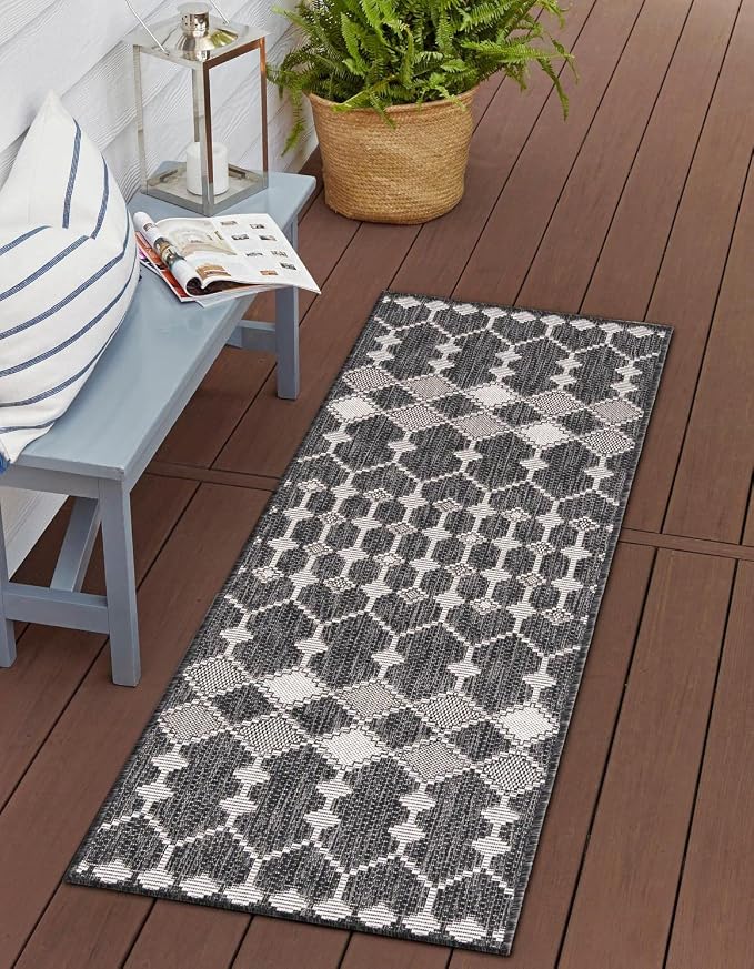 Unique Loom Outdoor Trellis Collection Area Rug - Traliccio (2' x 6' 1" Runner, Charcoal/ Ivory)
