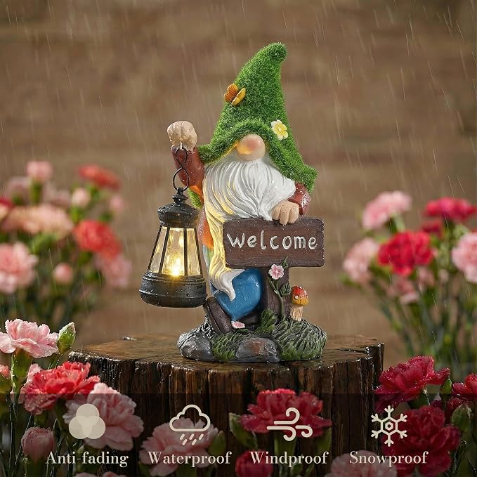 TERESA'S COLLECTIONS Garden Decor Outdoor, Garden Gnomes Holding Lantern, Gnomes Decor, Waterpoof Resin with Solar Lights, Garden Decor, Garden Gifts for Mom,Indoor/Outdoor,8.3"
