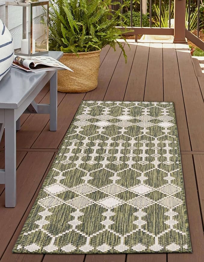 Unique Loom Outdoor Trellis Collection Area Rug - Traliccio (2' x 7' 10" Runner, Green/ Ivory)