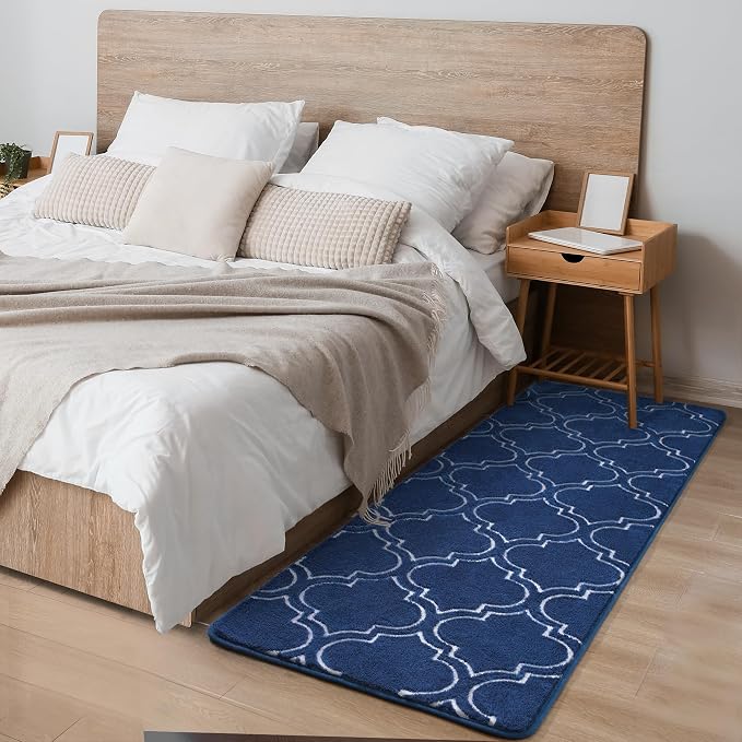 Chicrug 2x6 Shag Geometric Modern Runner Rug for Bedroom Hallway | Memory Foam Indoor Runner Carpet, Fluffy Rug for Living Room Bedside Room for Family, Navy and White