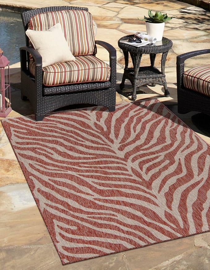 Unique Loom Outdoor Safari Collection Area Rug - Tsavo (7' 10" x 11' Rectangle, Rust Red/ Ivory)