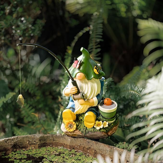 TERESA'S COLLECTIONS Resin Outdoor Statue with Solar Outdoor Lights for Garden Decor,Christmas Garden Gnome Fishing for Outside Yard Porch Patio Lawn,Ideal Gift for Women and Man 8.9"