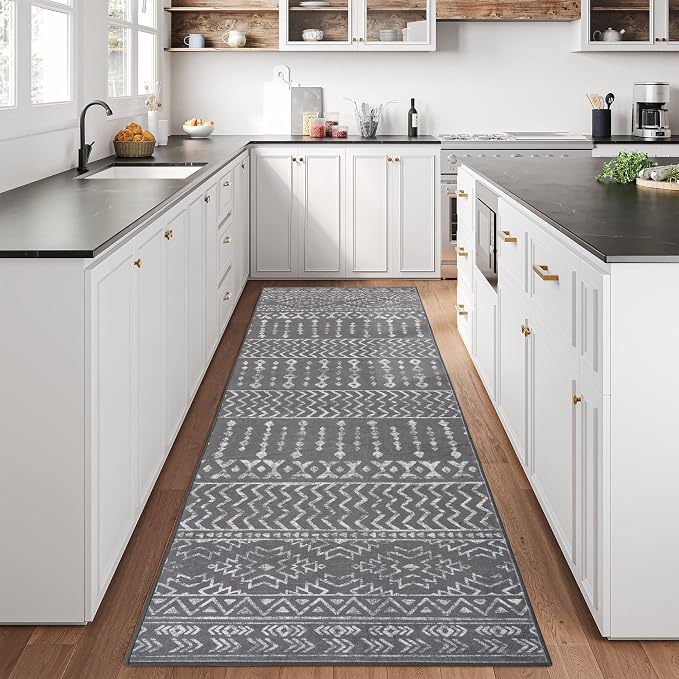 Art&Tuft 2'6"x8 Runner Rug Non Slip, Washable Rug Runners for Hallways,Grey | Low Pile, Moroccan Soft & Lighweight, Folable, Stain Resistant 2.5x8ft Carpet Runner for Entryway,Kitchen,Living Room,Bedroom