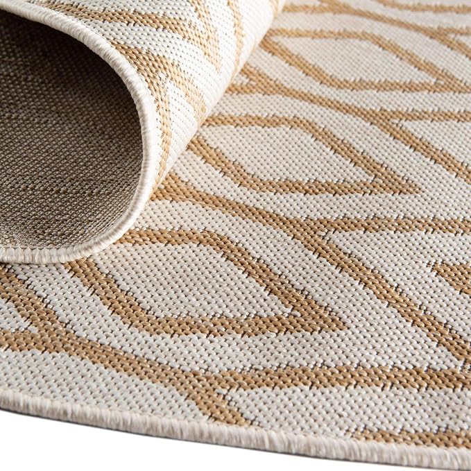 Jill Zarin Outdoor Collection Area Rug - Turks and Caicos (7' 10" x 10' Oval Beige/Brown)