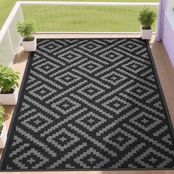 RURALITY Outdoor Rugs 5x8 Feet for Patios Clearance,Plastic Straw Waterproof Mats for Backyard,Porch,Deck,Balcony,Black&Deep Grey
