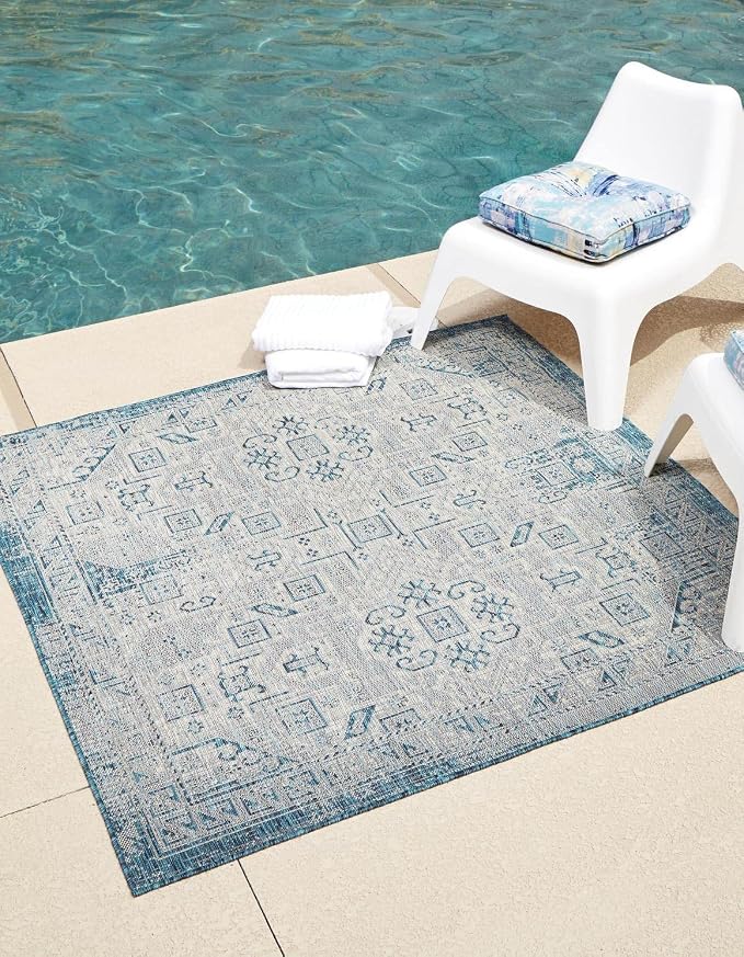 Unique Loom Outdoor Aztec Collection Area Rug - Coba (7' 10" Square, Teal/ Ivory)
