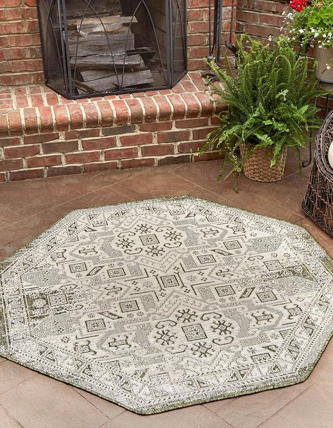Unique Loom Outdoor Aztec Collection Area Rug - Coba (7' 10" Octagon, Green/ Ivory)