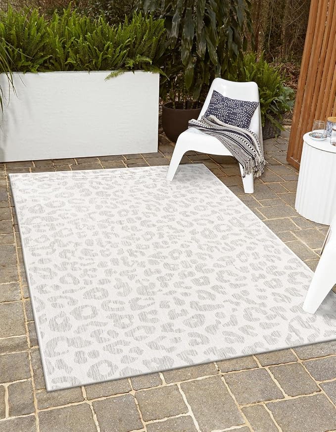 Unique Loom Outdoor Safari Collection Area Rug - Leopard (10' x 14' 1" Rectangle, Ivory Gray)
