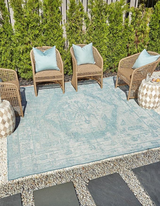 Unique Loom Outdoor Traditional Collection Area Rug - Valeria (7' 10" Square, Aqua/ Ivory)