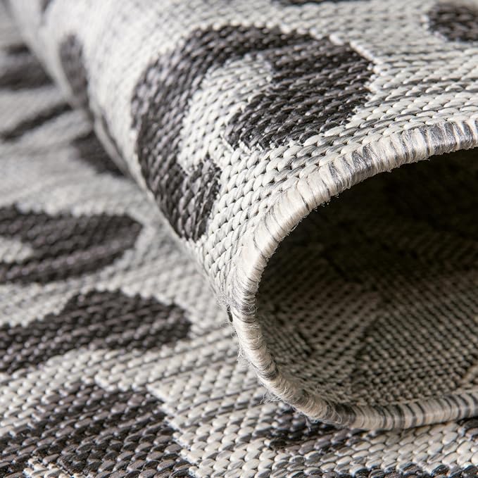 Unique Loom Outdoor Safari Collection Area Rug - Leopard (3' 3" x 5' 3" Rectangle, Light Gray/ Gray)