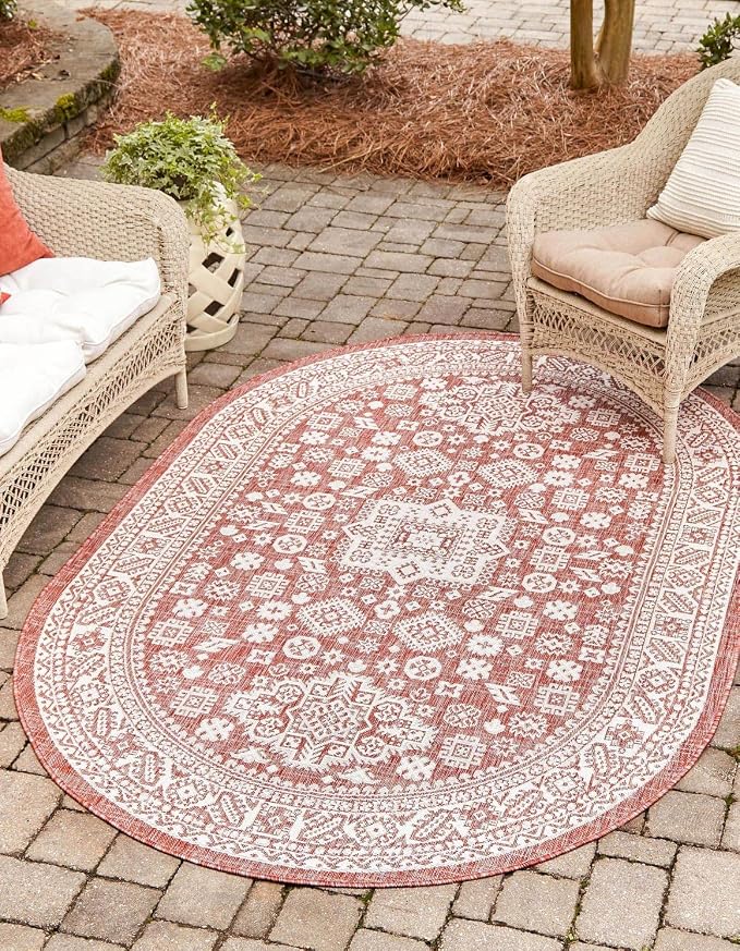 Unique Loom Outdoor Aztec Collection Area Rug - Chalca (7' 10" x 10' Oval, Rust Red/ Ivory)