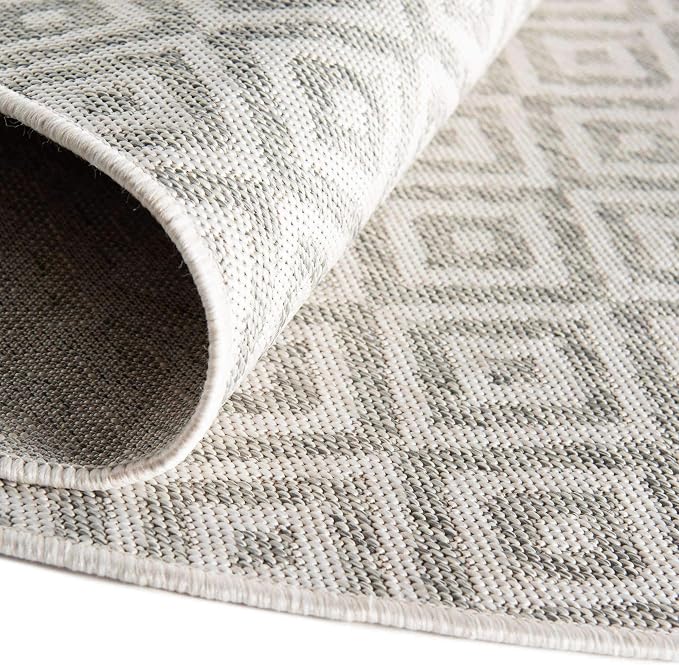 Unique Loom Outdoor Collection Area Rug - Costa Rica (5' 3' x 8' Oval, Light Gray/ Ivory)