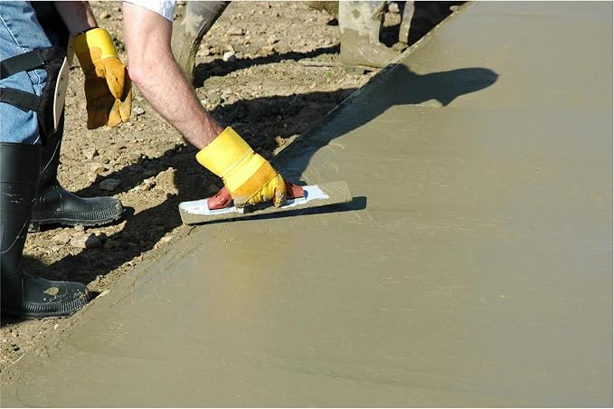 MARSHALLTOWN Cast Magnesium Hand Float, 16 Inch x 3-1/8 Inch, Concrete Float, Concrete Finishing Tool, Provides a Smooth Finish, DuraSoft Handle, Standard Handle Style, Assembled in USA, 148D