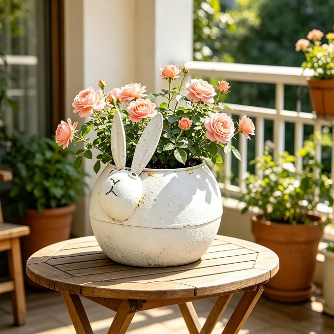 Rustic Metal Bunny Flower Pot, Distressed White Metal Rabbit Succulent Planter, Cute Planter Pot for Indoor Outdoor Home Garden Decor, Farmhouse Bunny Plant Holder