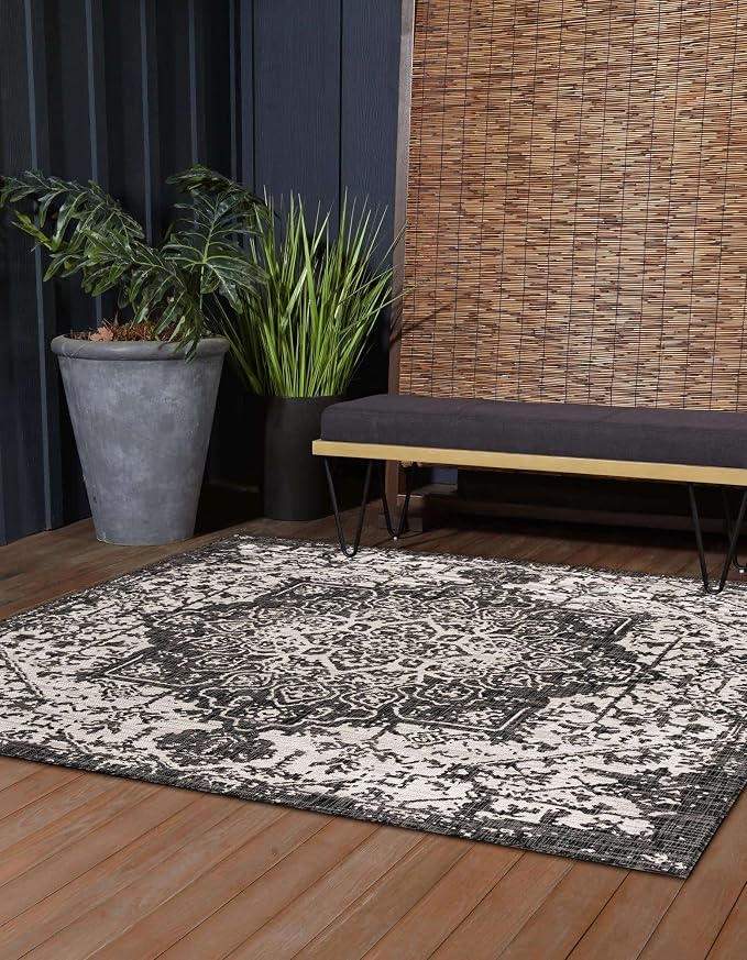 Unique Loom Jill Zarin Outdoor Collection Area Rug - Dubai (10' 8'' Square, Charcoal Gray/ Ivory)