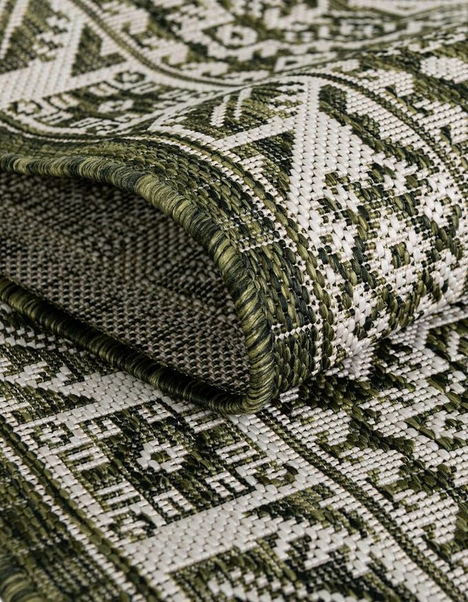 Unique Loom Outdoor Aztec Collection Area Rug - Chalca (13' Square, Green/ Ivory)
