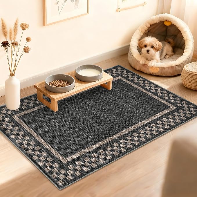 GarveeHome Small Washable Area Rug 2x3 Checkered Entry Kitchen Rug | Solid Color Scalloped Modern Bedroom Doormat Non Slip Stain Resistant Bordered Throw Carpet for Living Room Nursery, Black