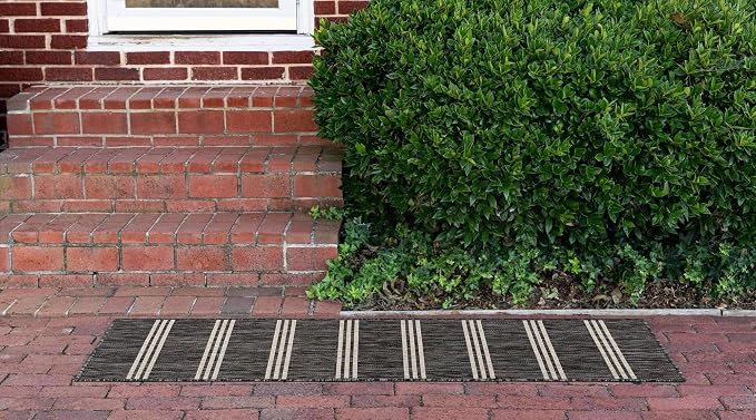 Unique Loom Outdoor Collection Area Rug - Anguilla (2' x 6' 1" Runner, Charcoal/ Ivory)