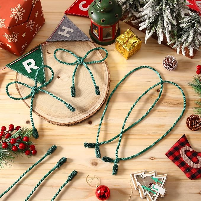 Zhengmy 24 Pcs 30 Inch Christmas Garland Ties Decorative Twist Ties for Banister Reusable Flexible Twist for Stairway Christmas Garland Hanger Xmas Railing Decor Holiday Craft Wrapping(Green)