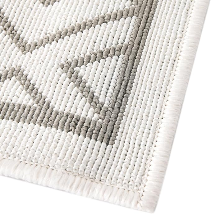 Unique Loom Outdoor Trellis Collection Area Rug - Kafes (7' 10" Square, Ivory/ Gray)