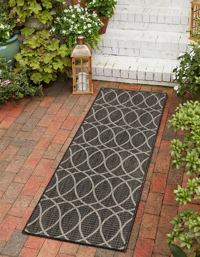 Unique Loom Outdoor Trellis Collection Area Rug - Gitter (2' x 6' 1" Runner, Charcoal/ Ivory)