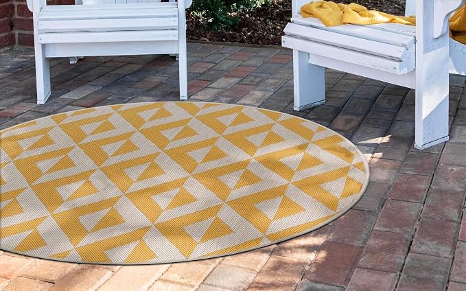Unique Loom Jill Zarin Outdoor Collection Area Rug - Napa (4' 1" Round, Yellow/ Ivory)