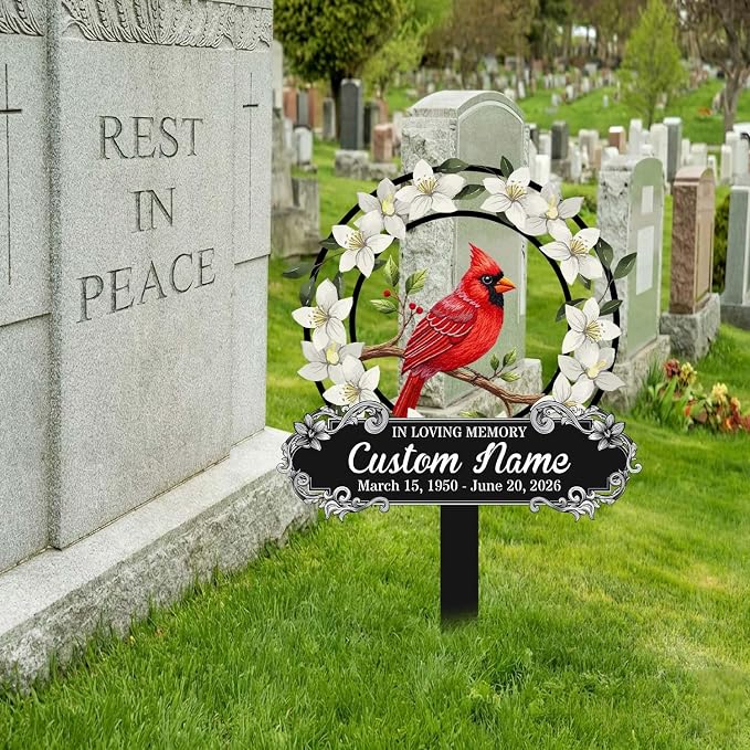 Personalized Cardinal Metal Garden Sign with Stakes, Red Bird Metal Decor Decorative Outside, Yard Outdoor Art Gift for Mom/Grandmother, Patio House Warming Gifts