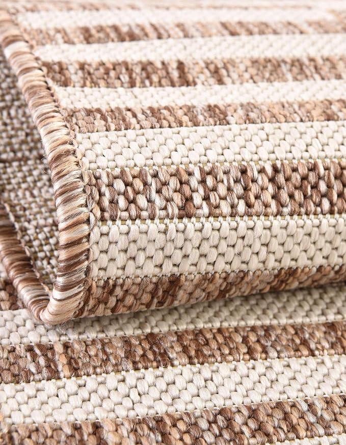Unique Loom Outdoor Striped Collection Area Rug - Striped (2' 7" x 4' 1" Hearth Taupe/Ivory)