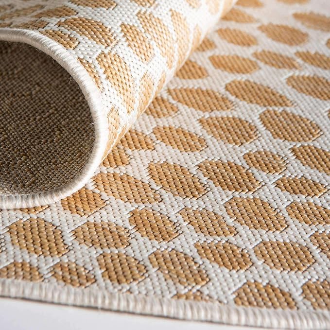 Unique Loom Jill Zarin Outdoor Collection Area Rug - Cape Town (7' 10' x 10' Oval, Dark Beige/ Ivory)